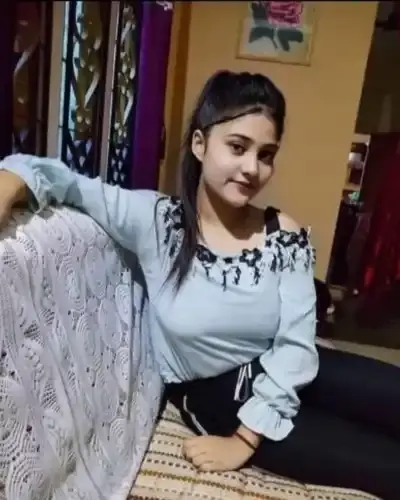 Call Girls Service in Sheikhpura